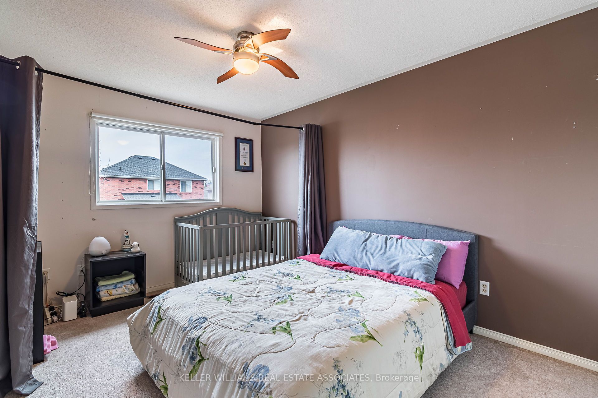 186 Pickett Crescent