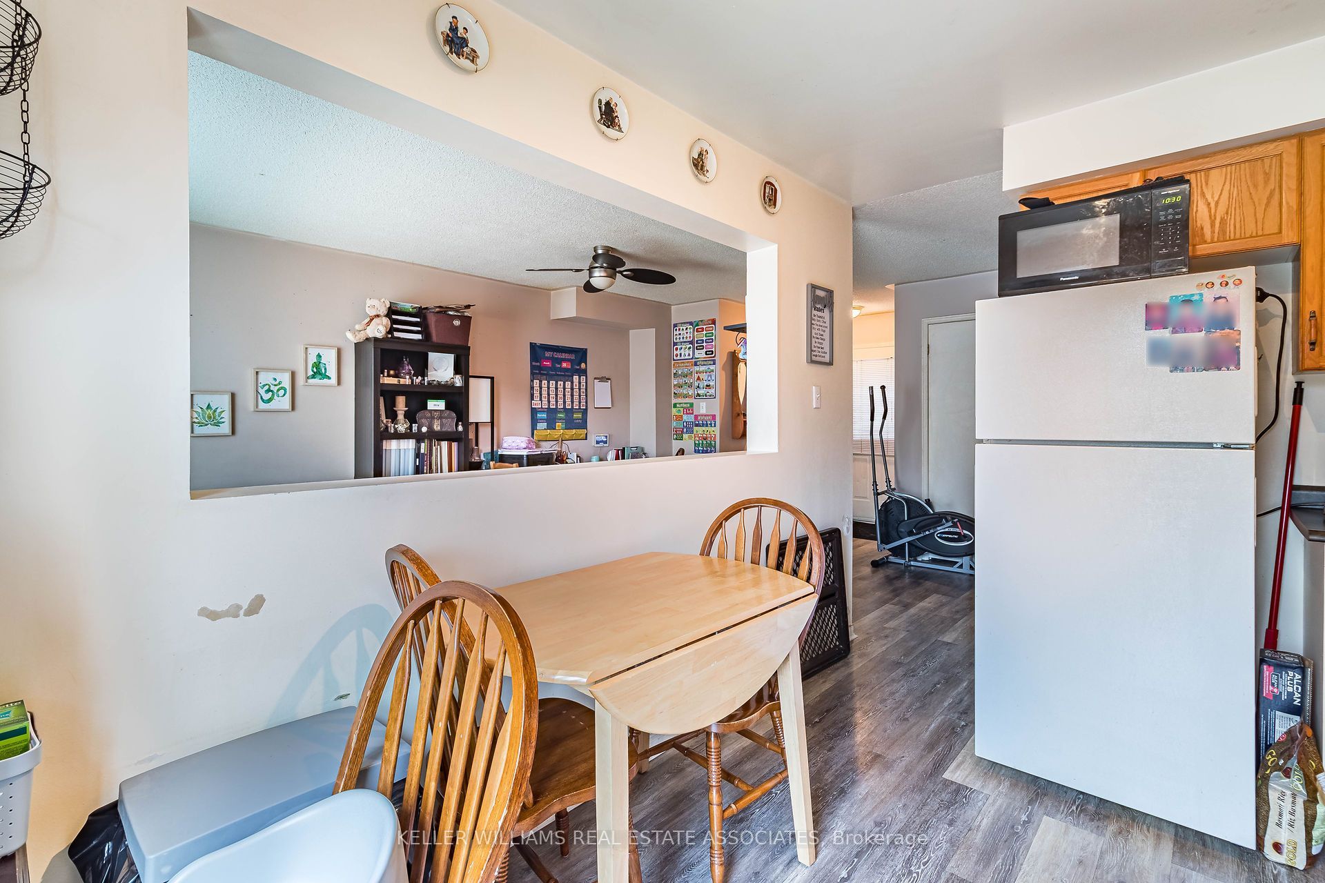 186 Pickett Crescent