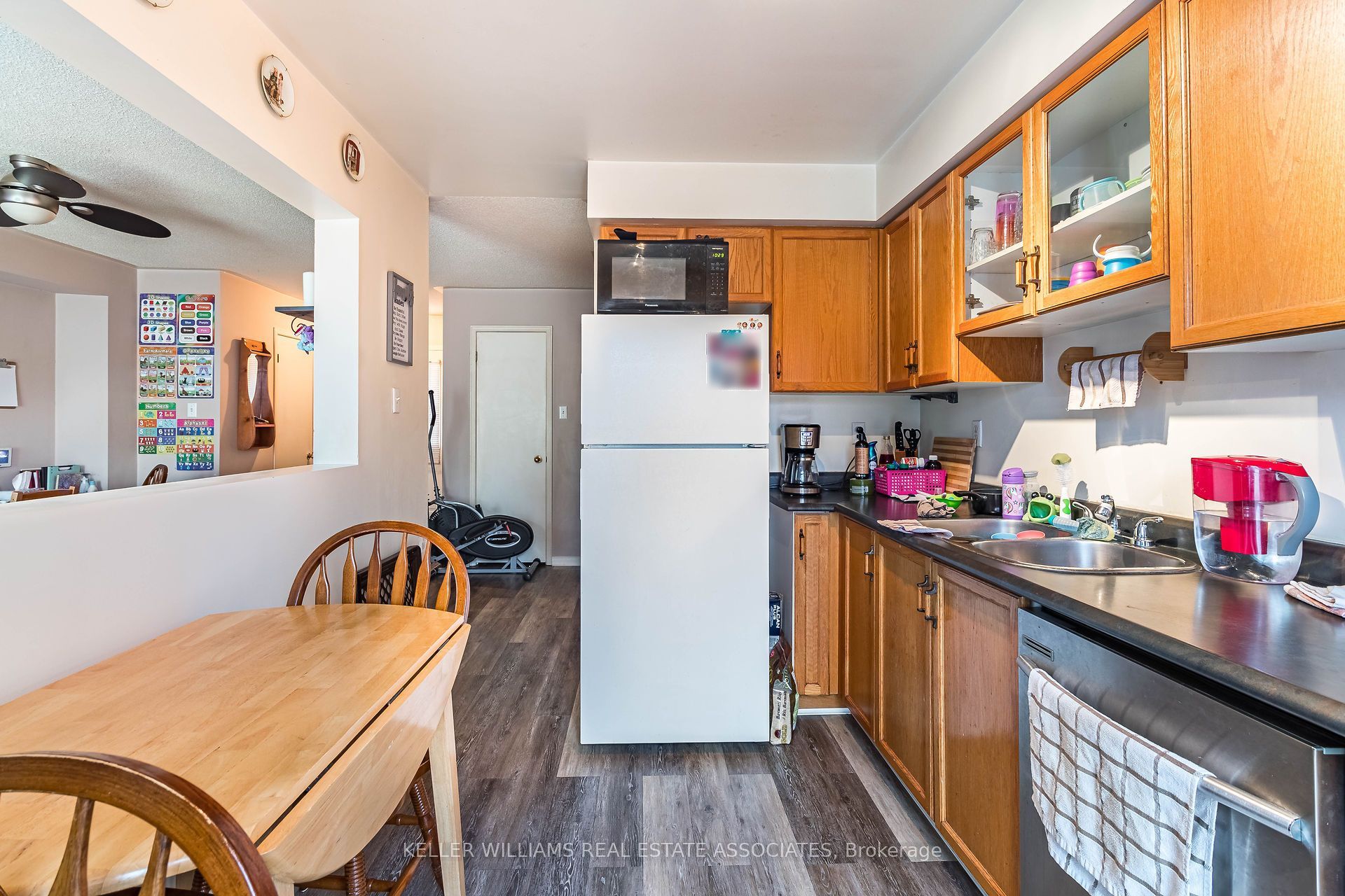186 Pickett Crescent