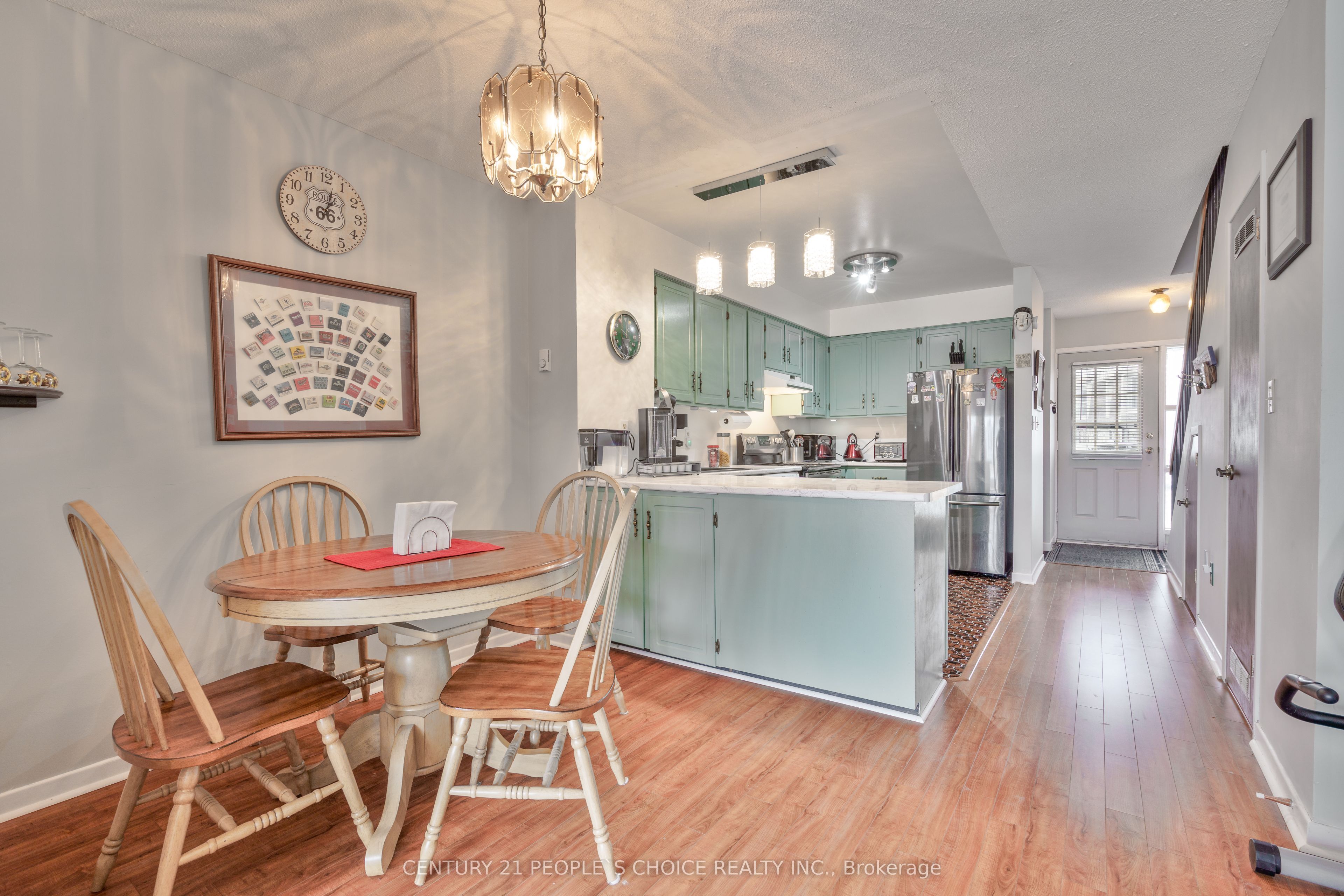 4 Paradise Boulevard #3