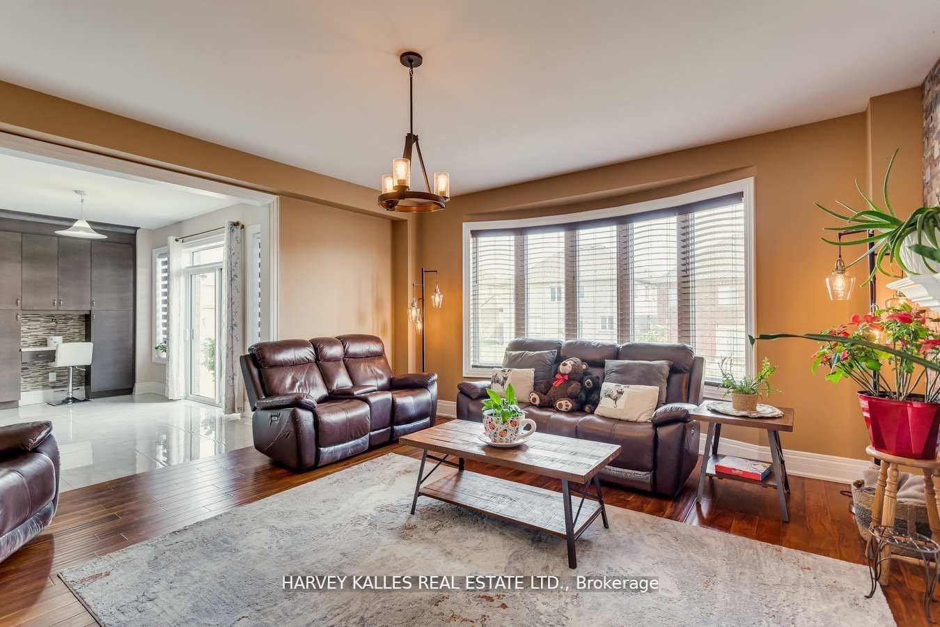 61 Mcisaac Drive