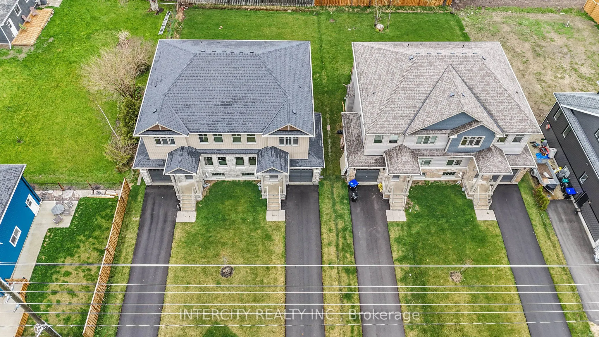 345 Quebec Street