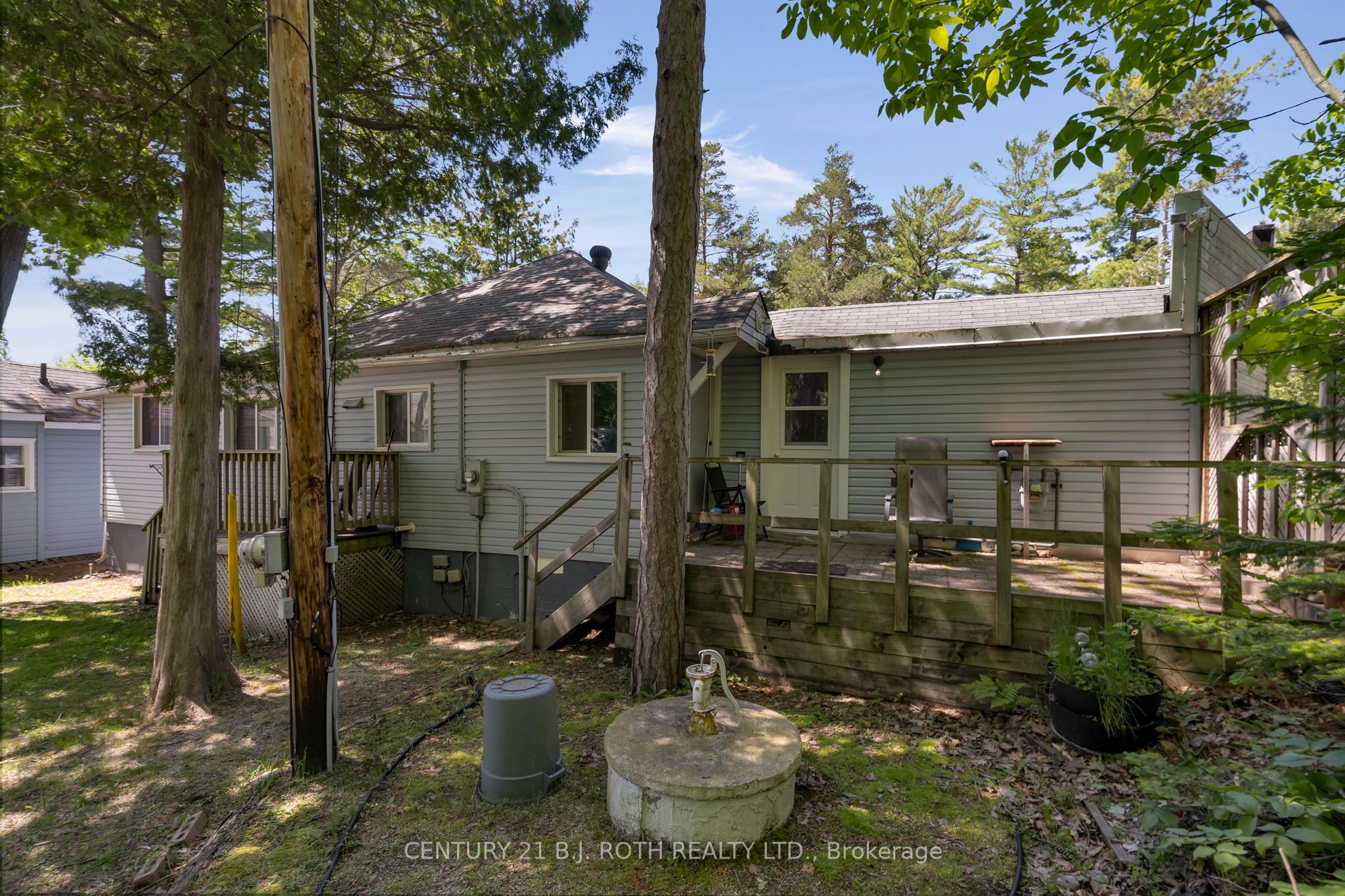 2026 Tiny Beaches Road S