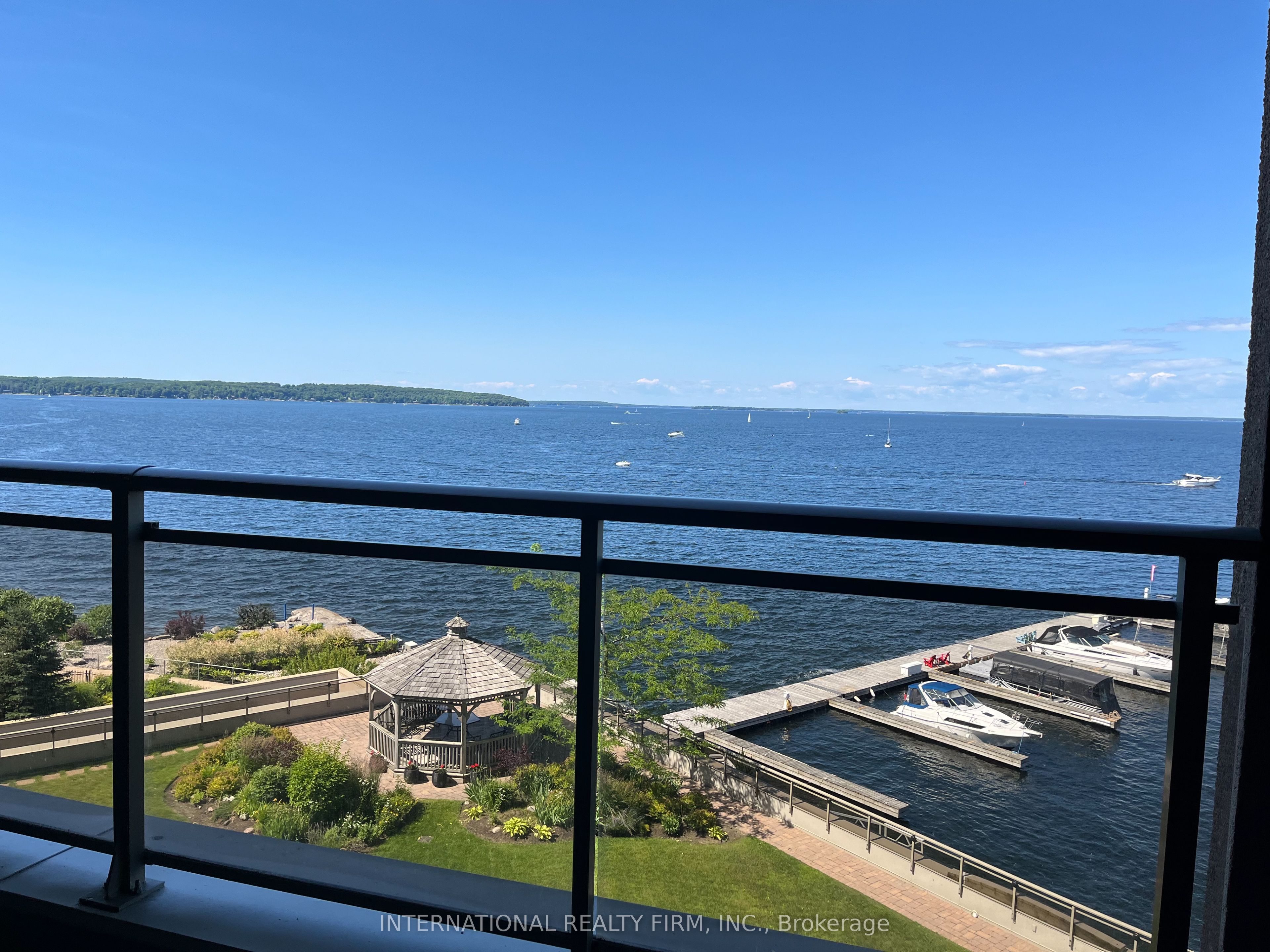 699 ABERDEEN Boulevard #504