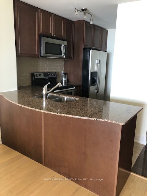 699 ABERDEEN Boulevard #504