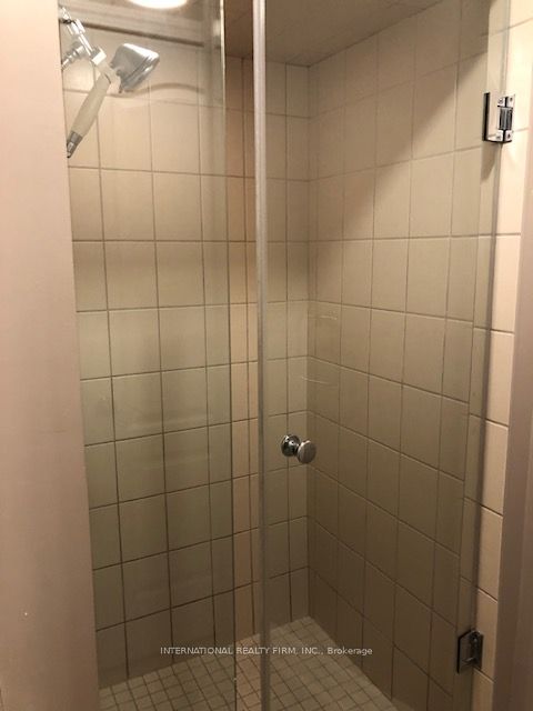 699 ABERDEEN Boulevard #504