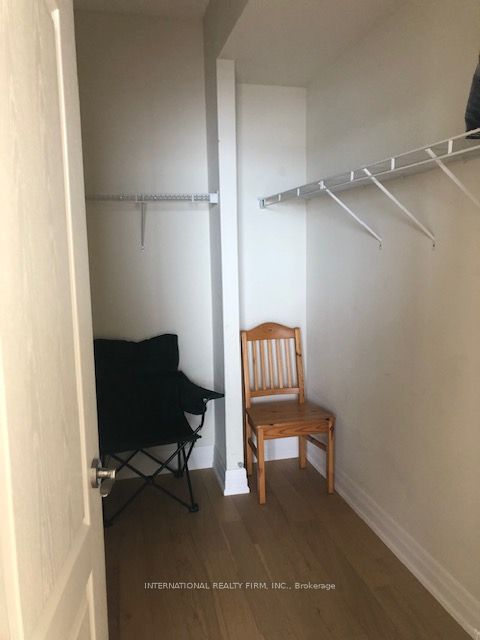 699 ABERDEEN Boulevard #504