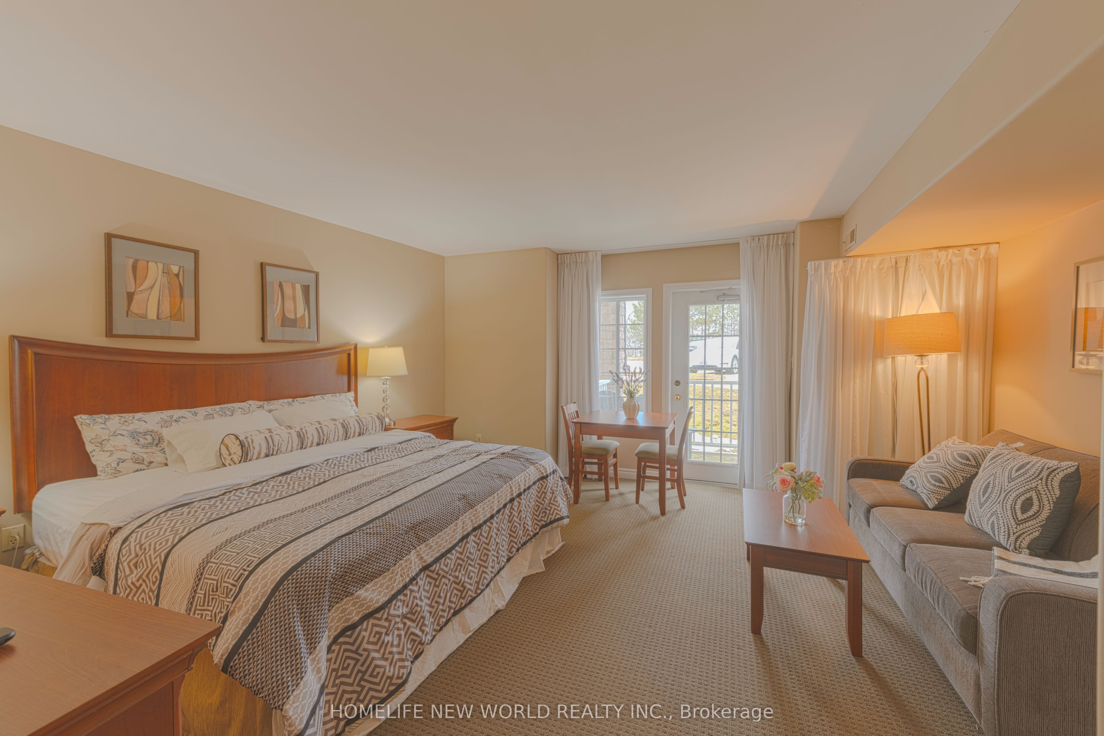 90 Highland Drive, #2074/75