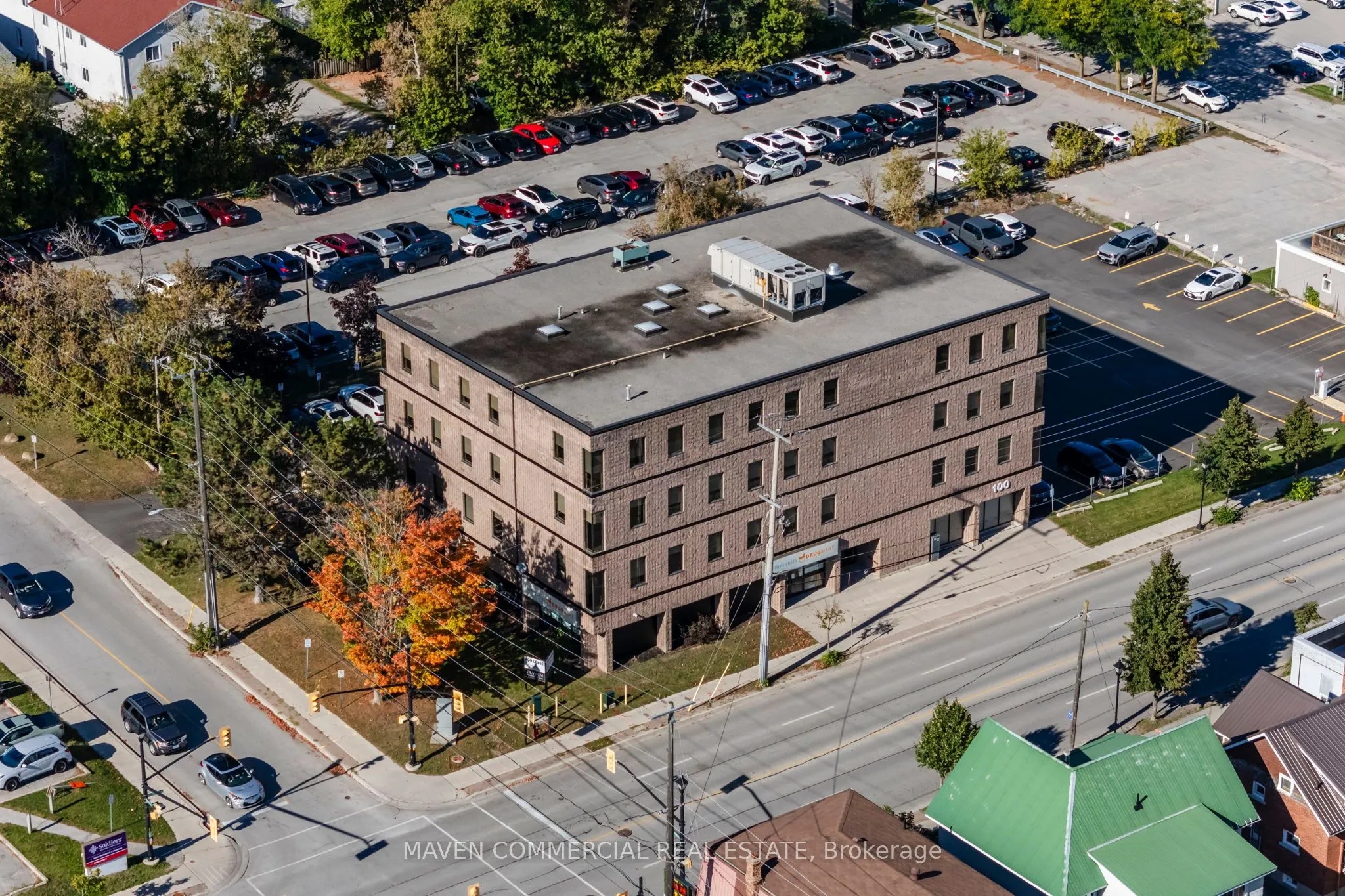 100 Colborne Street W