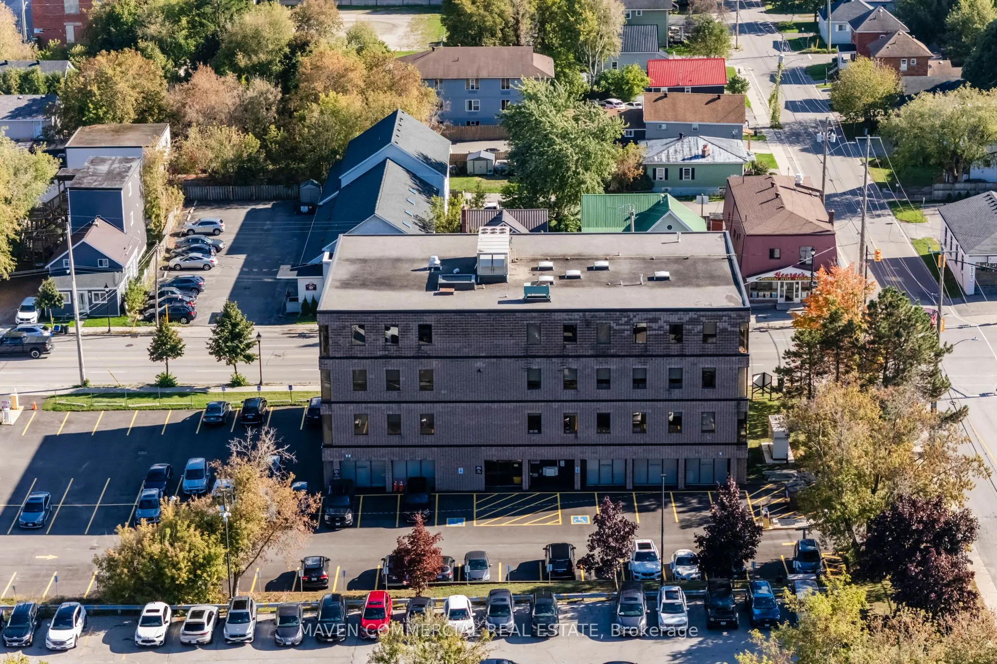 100 Colborne Street W