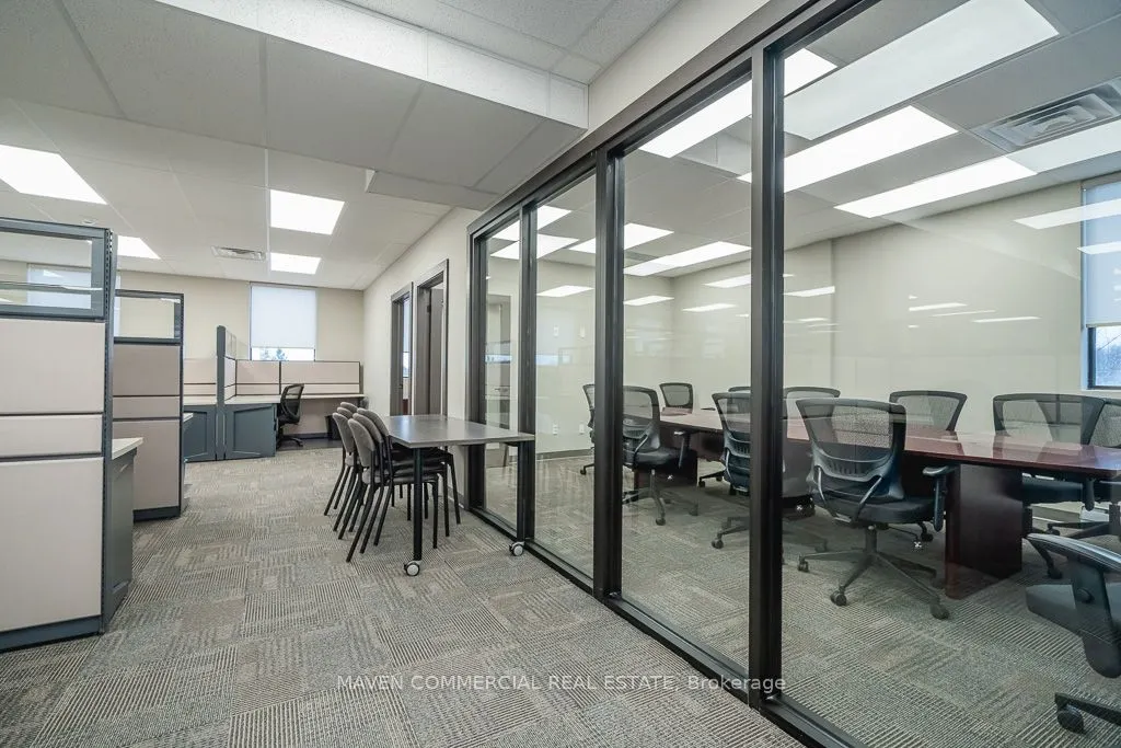 100 Colborne Street W