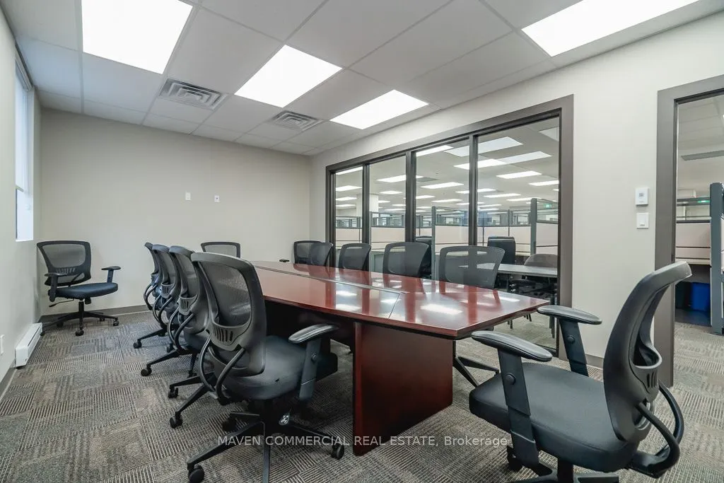 100 Colborne Street W