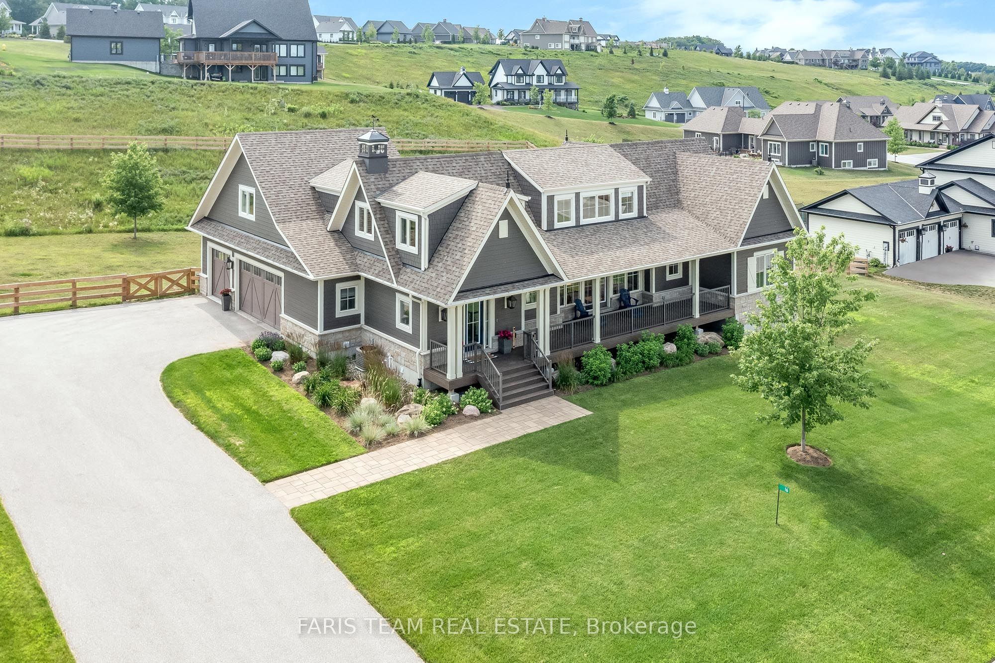 16 Gelderland Crescent