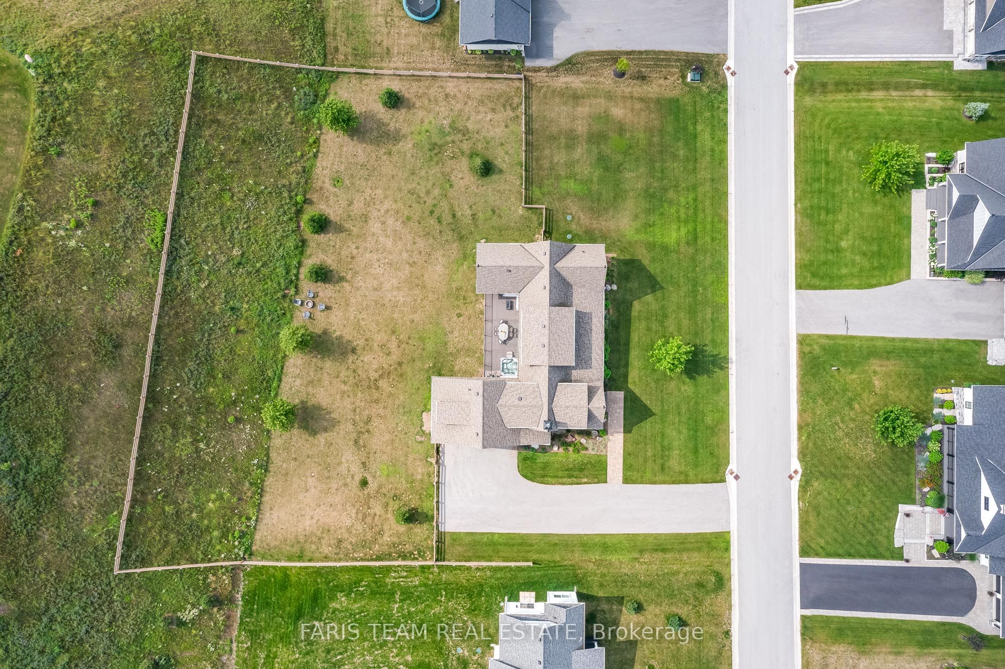 16 Gelderland Crescent