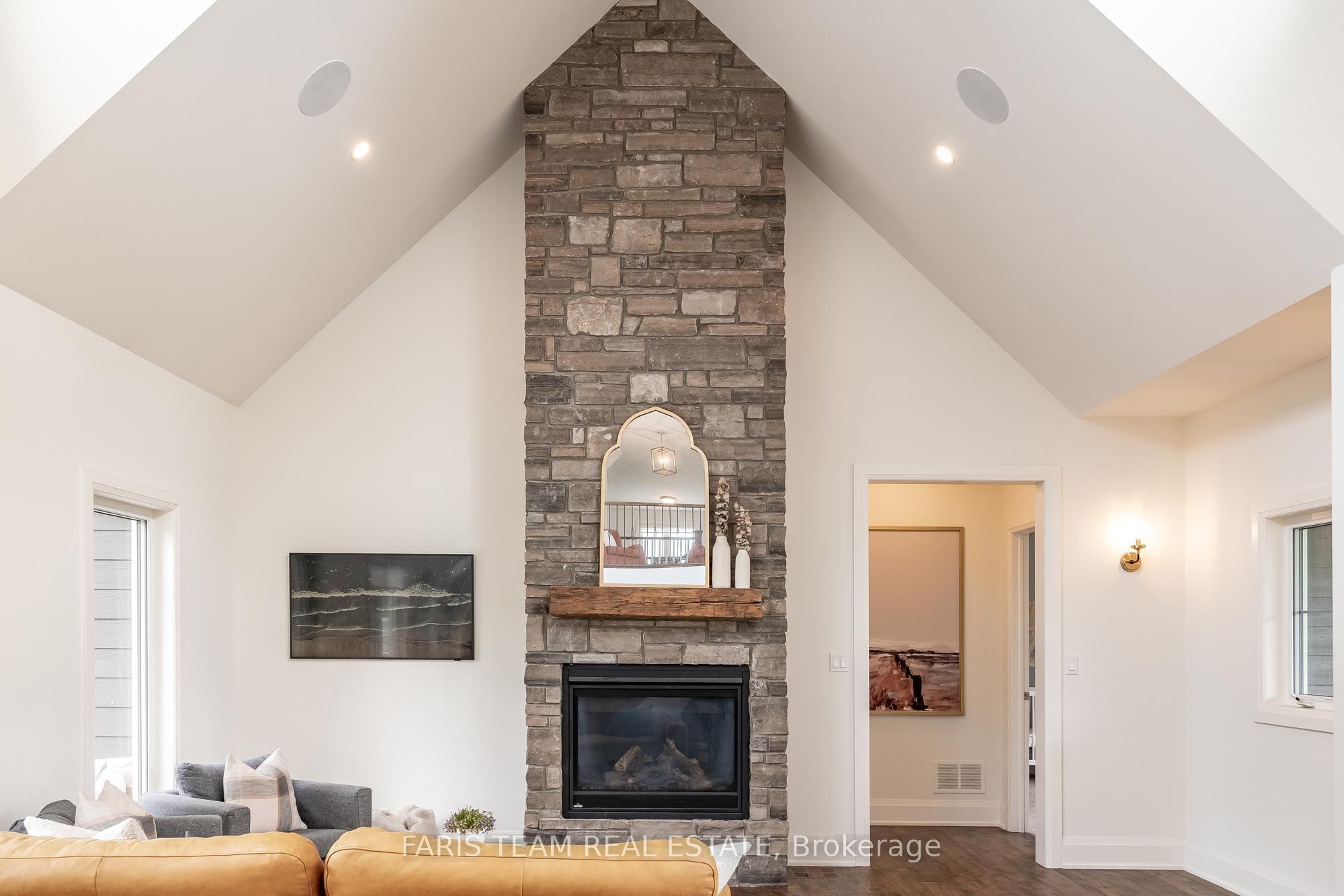 16 Gelderland Crescent