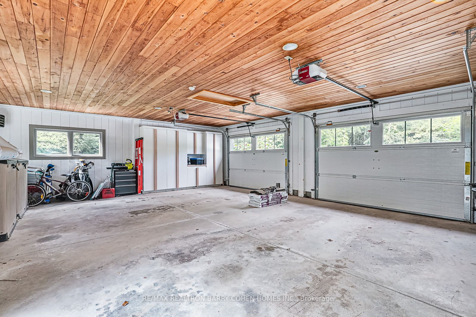 8429 Poplar Side Road