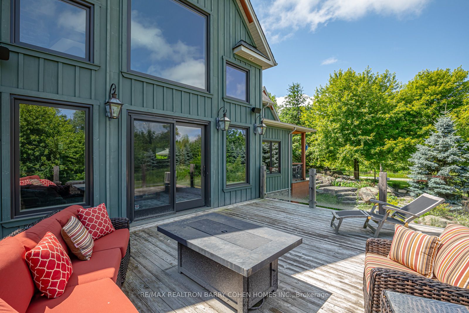 8429 Poplar Side Road