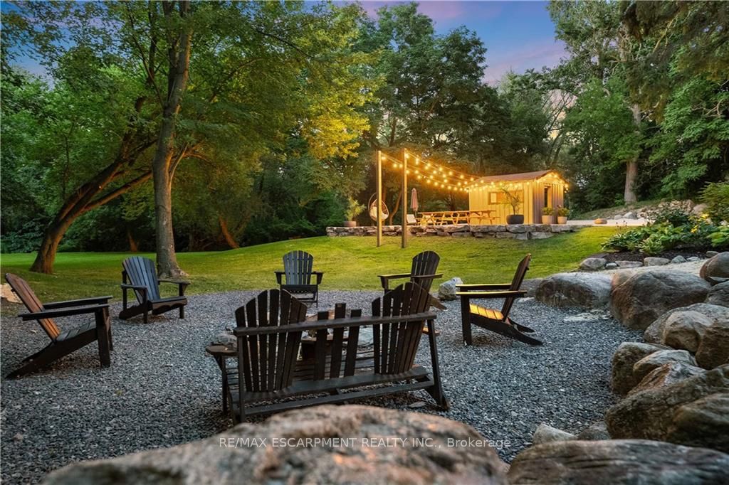 645 MOUNTAIN Road