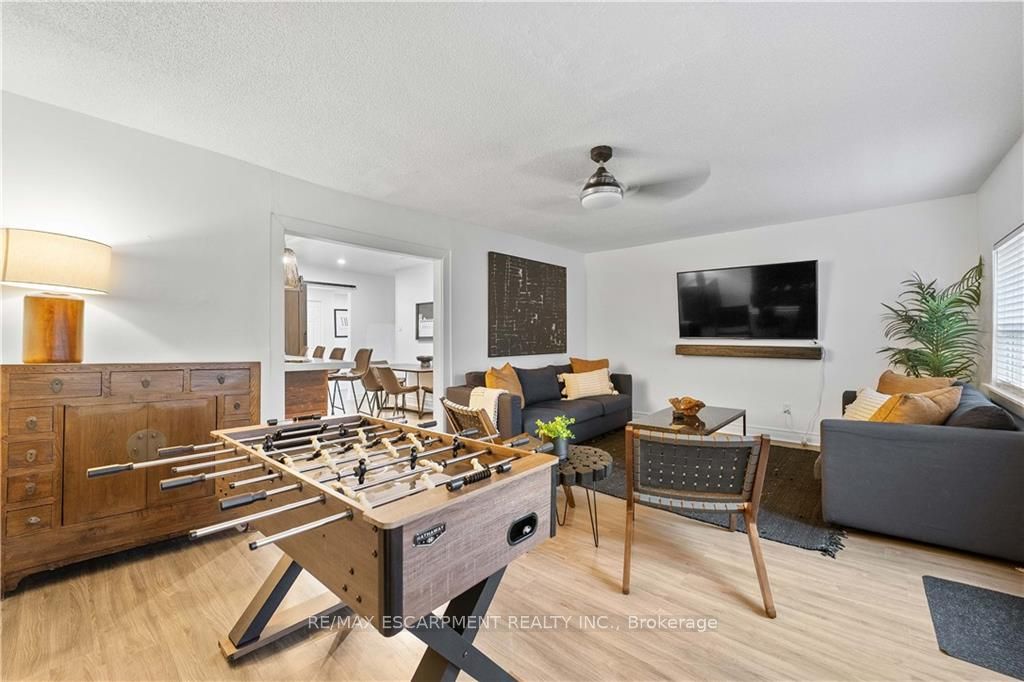 645 MOUNTAIN Road