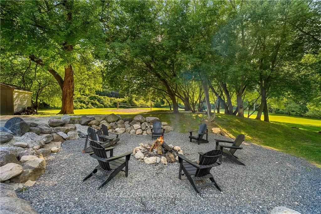 645 MOUNTAIN Road