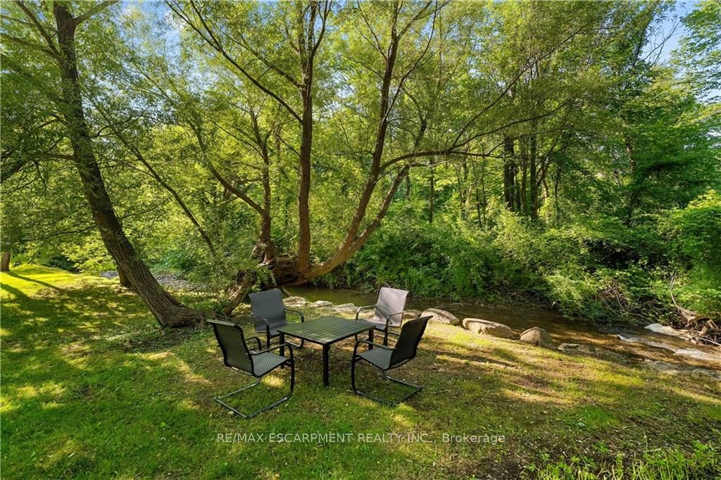 645 MOUNTAIN Road