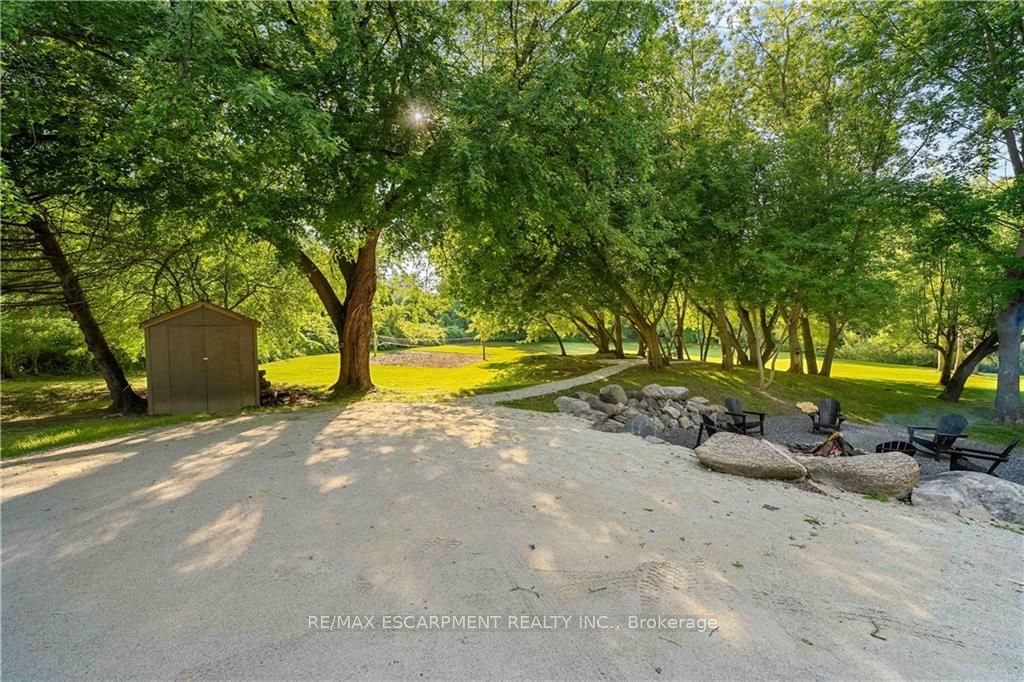 645 MOUNTAIN Road