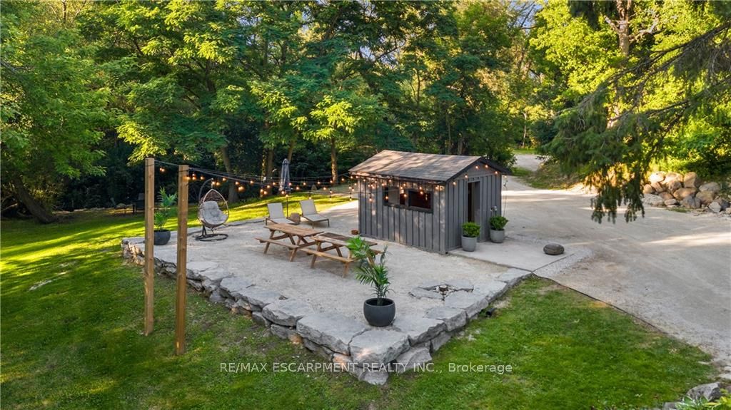 645 MOUNTAIN Road