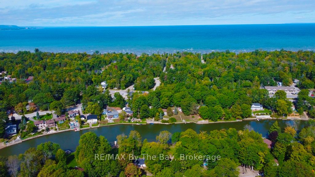 490 Oxbow Park Drive