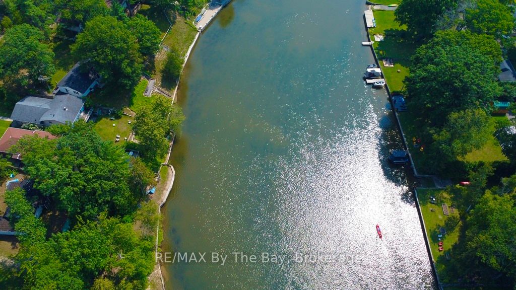 490 Oxbow Park Drive