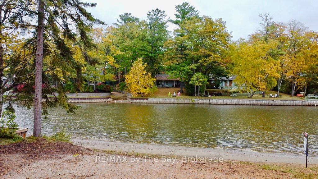 490 Oxbow Park Drive