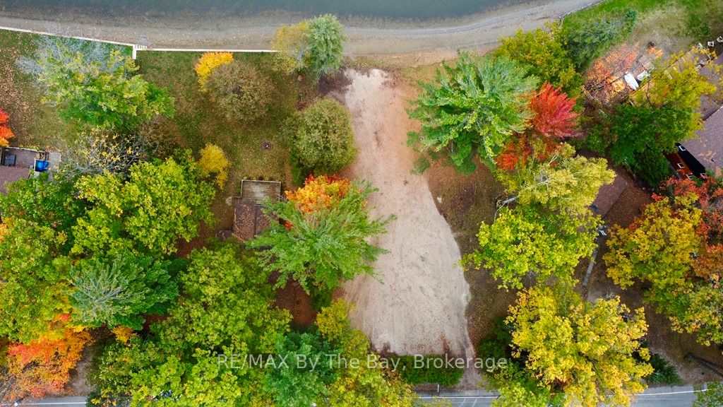 490 Oxbow Park Drive