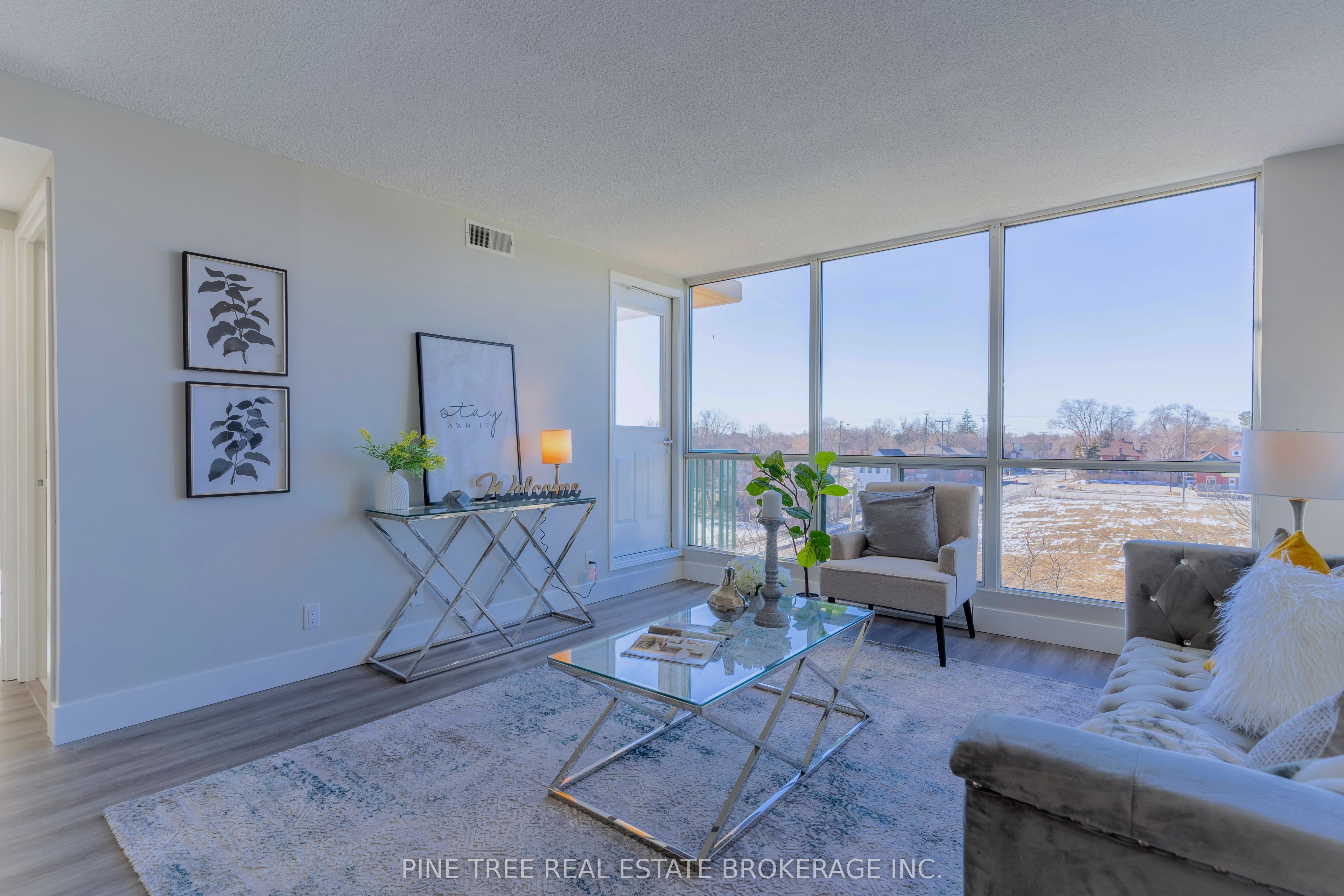 65 Ellen Street, #208