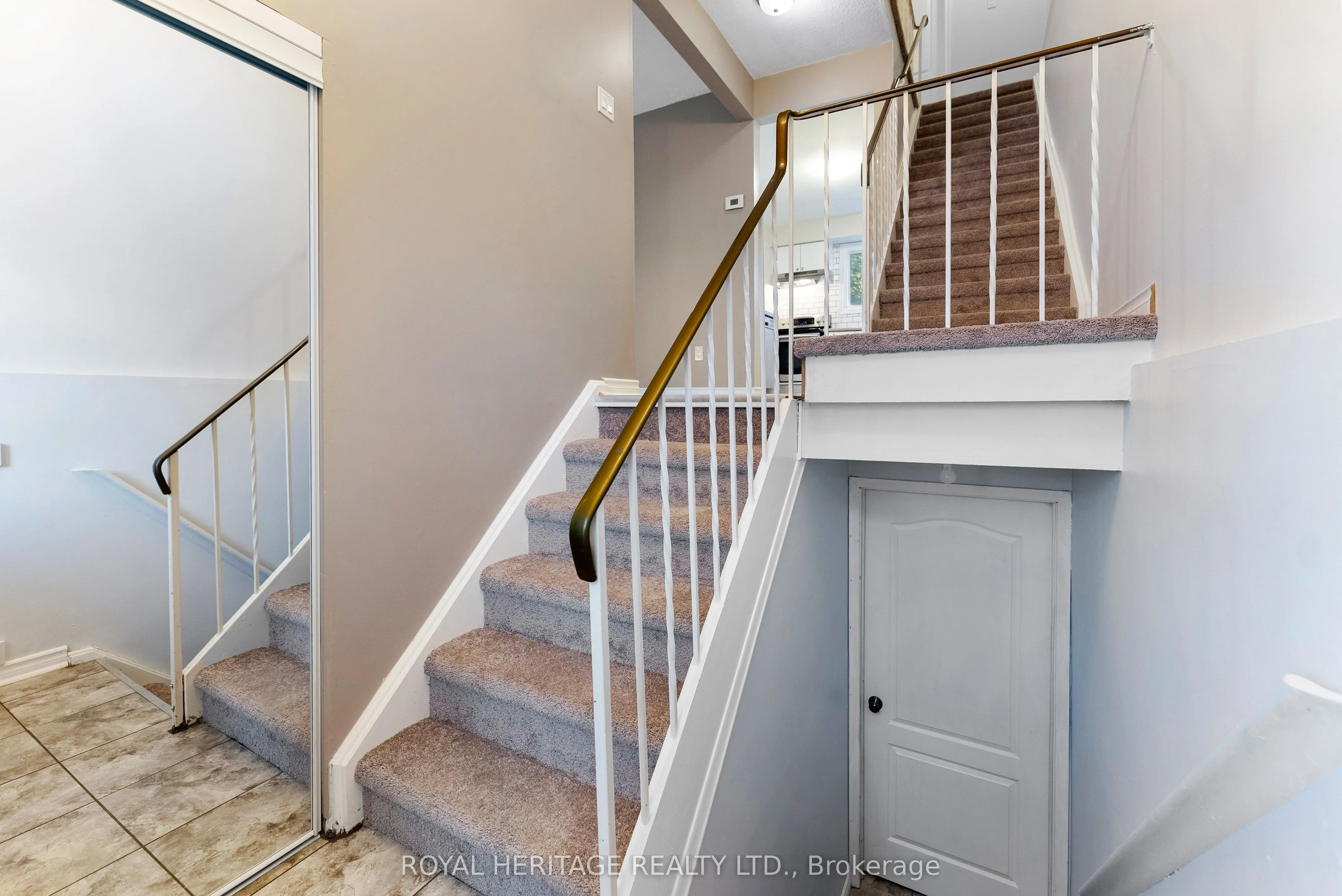 1095 Mississaga Street W, #55