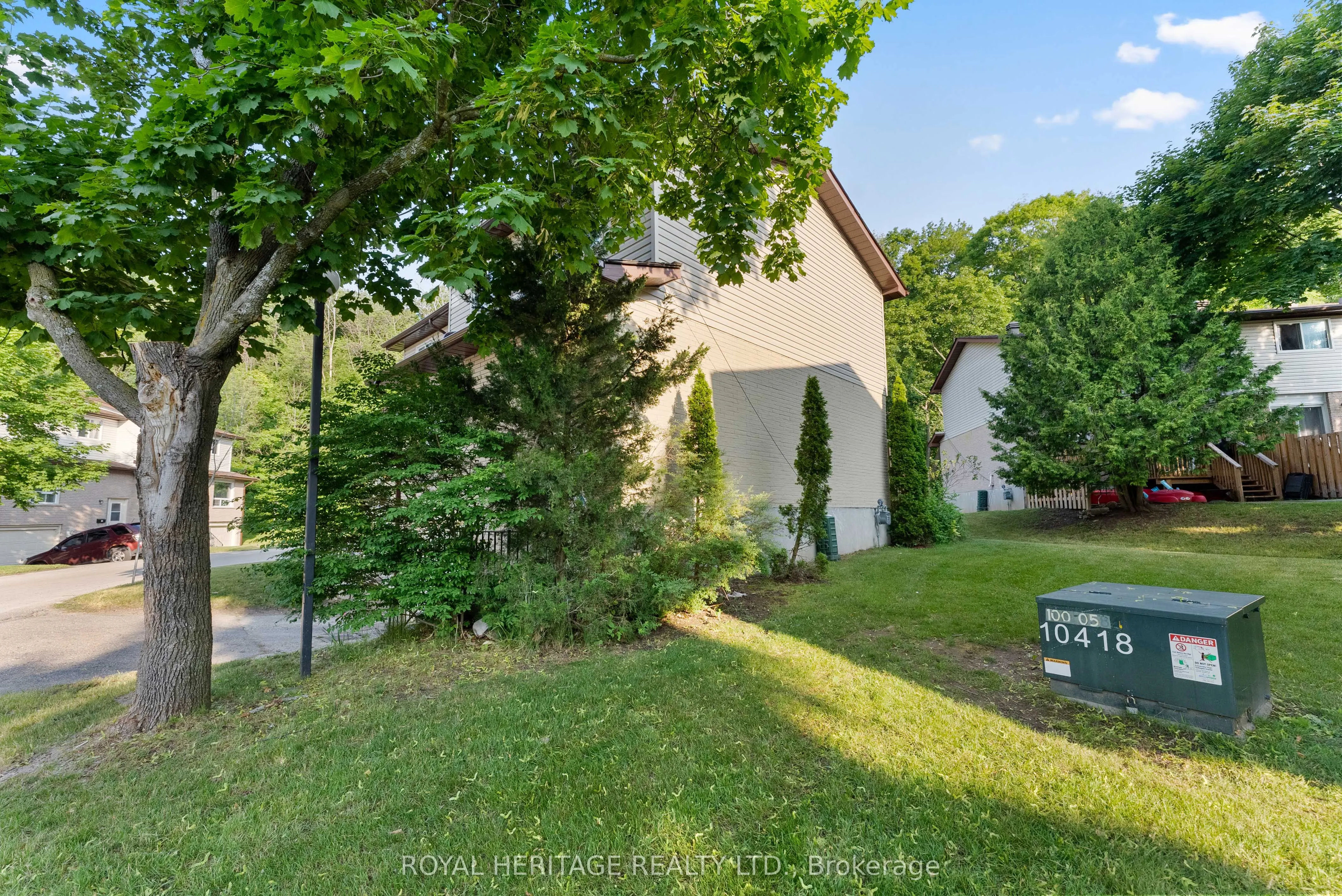 1095 Mississaga Street W, #55
