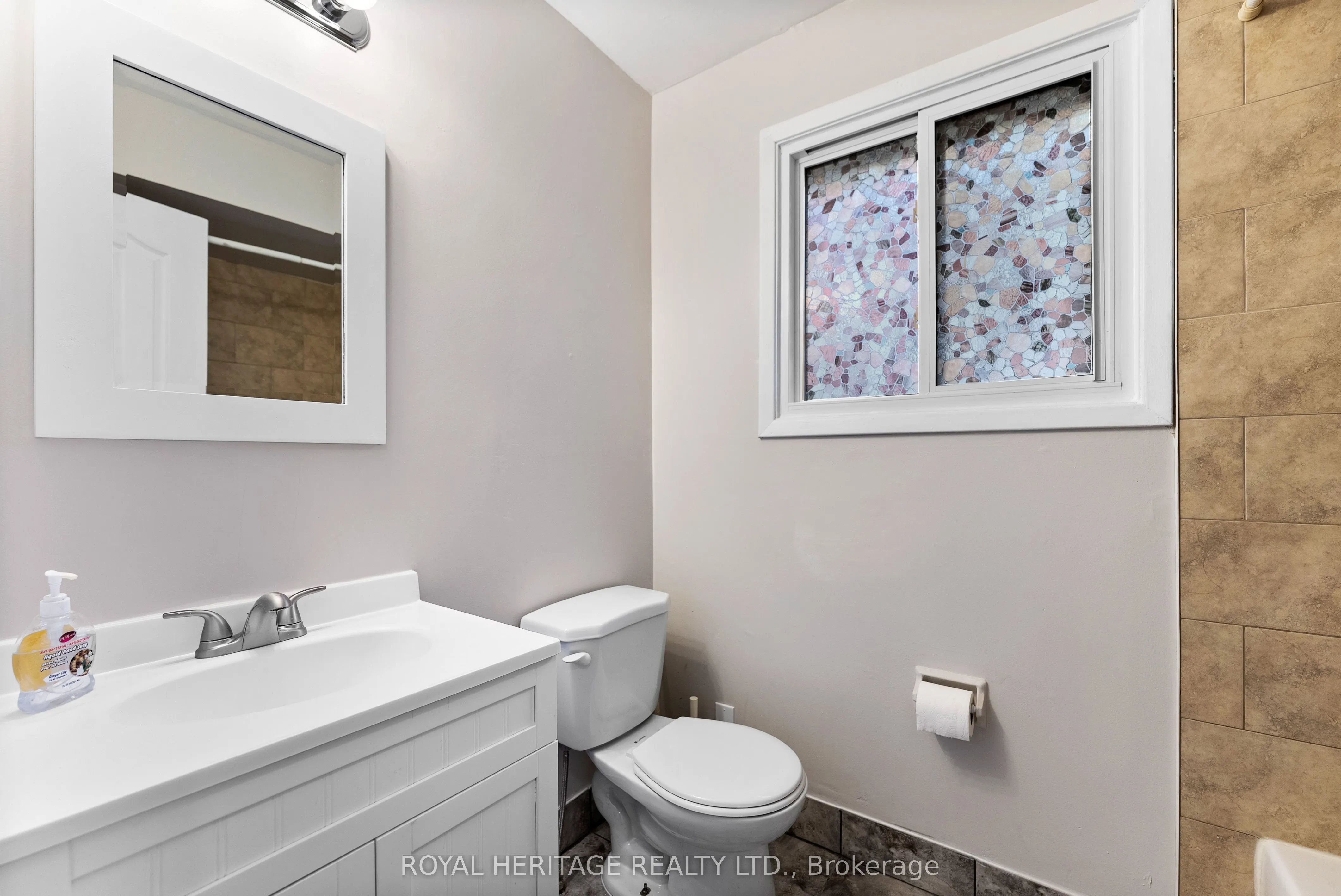 1095 Mississaga Street W, #55