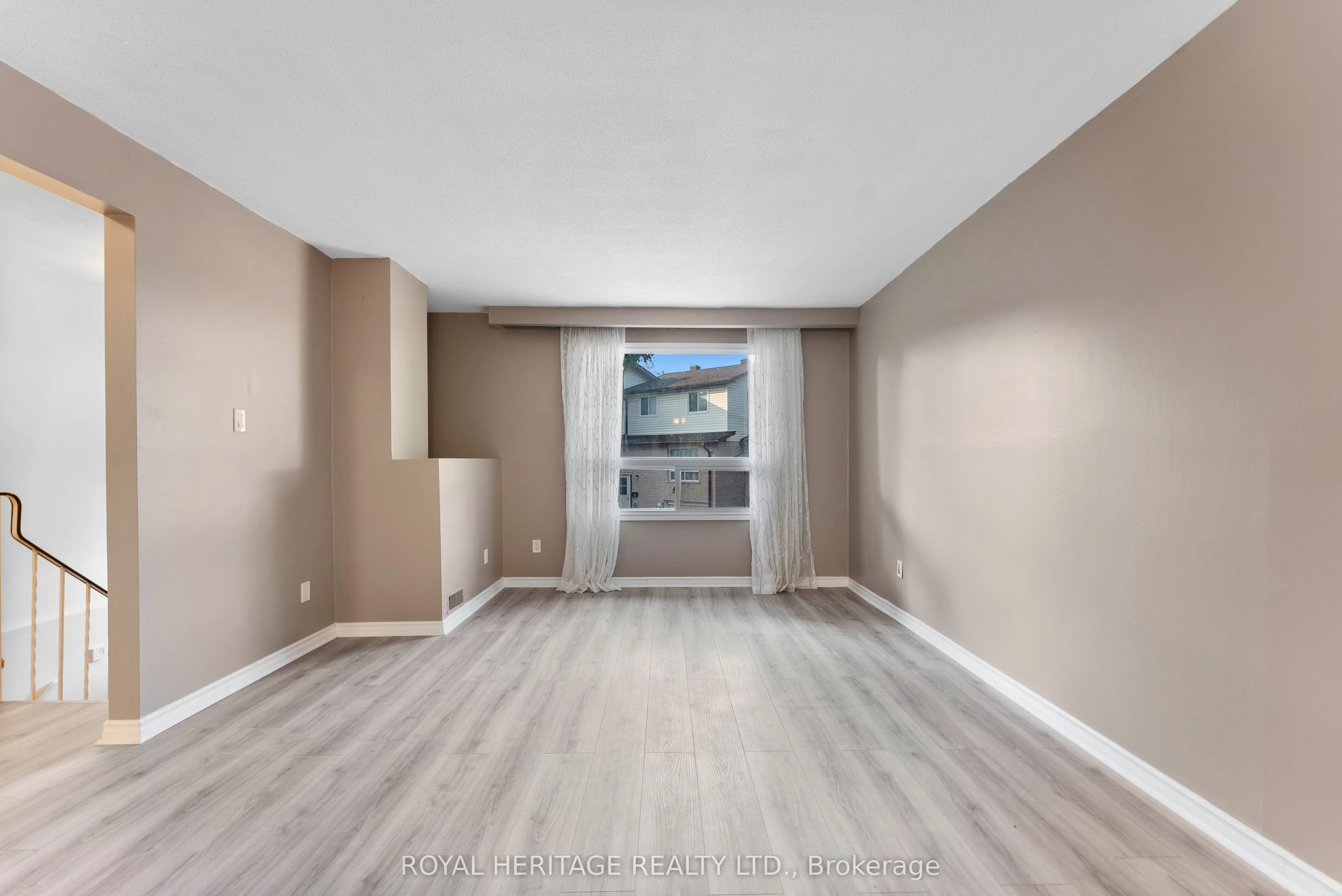 1095 Mississaga Street W, #55