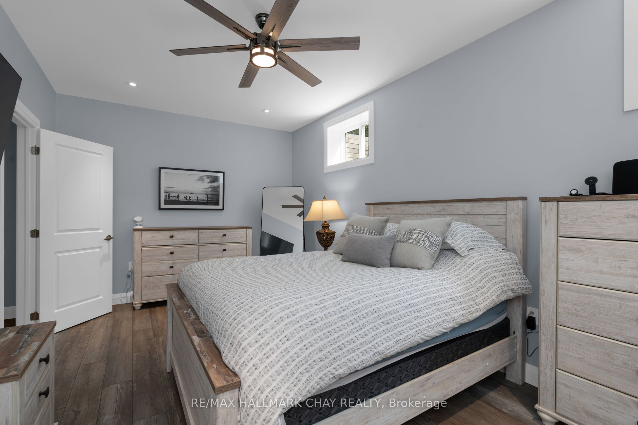 5 Loftus Road