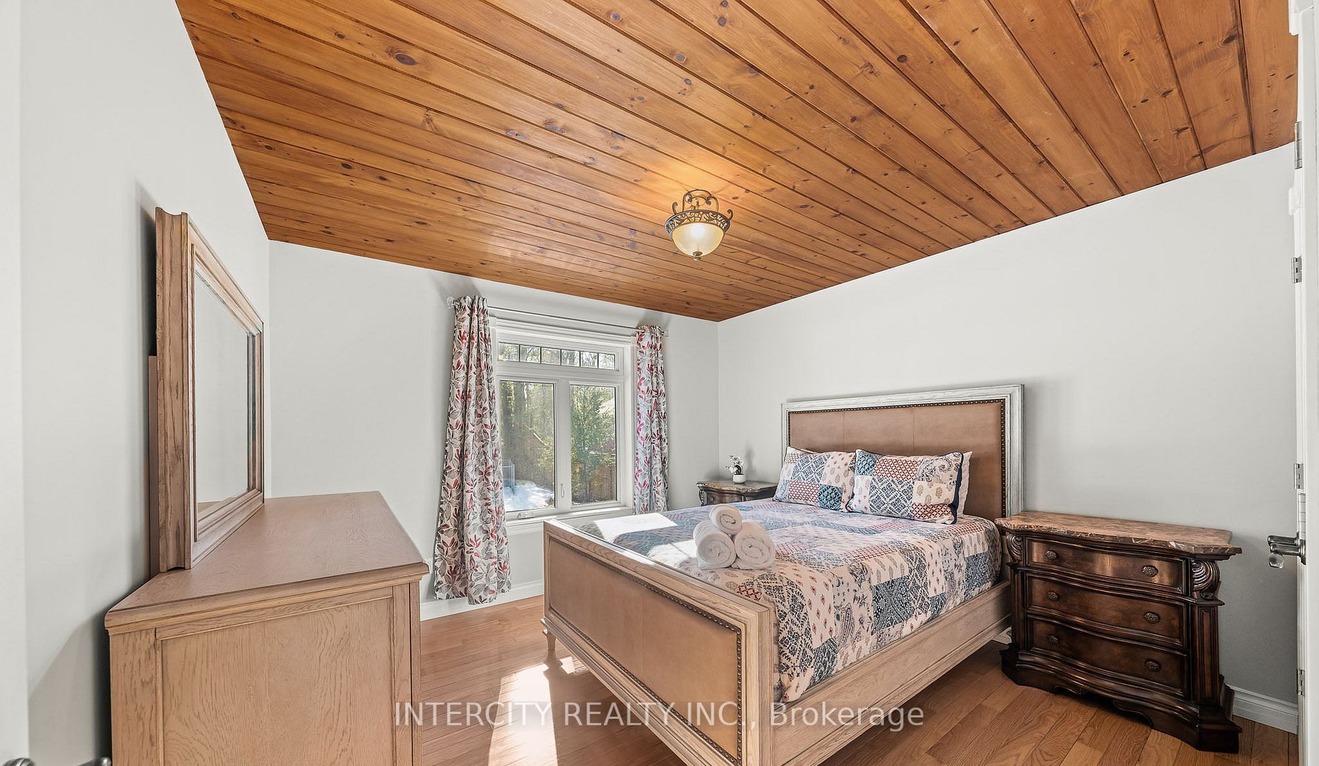 229 Sunnidale Road