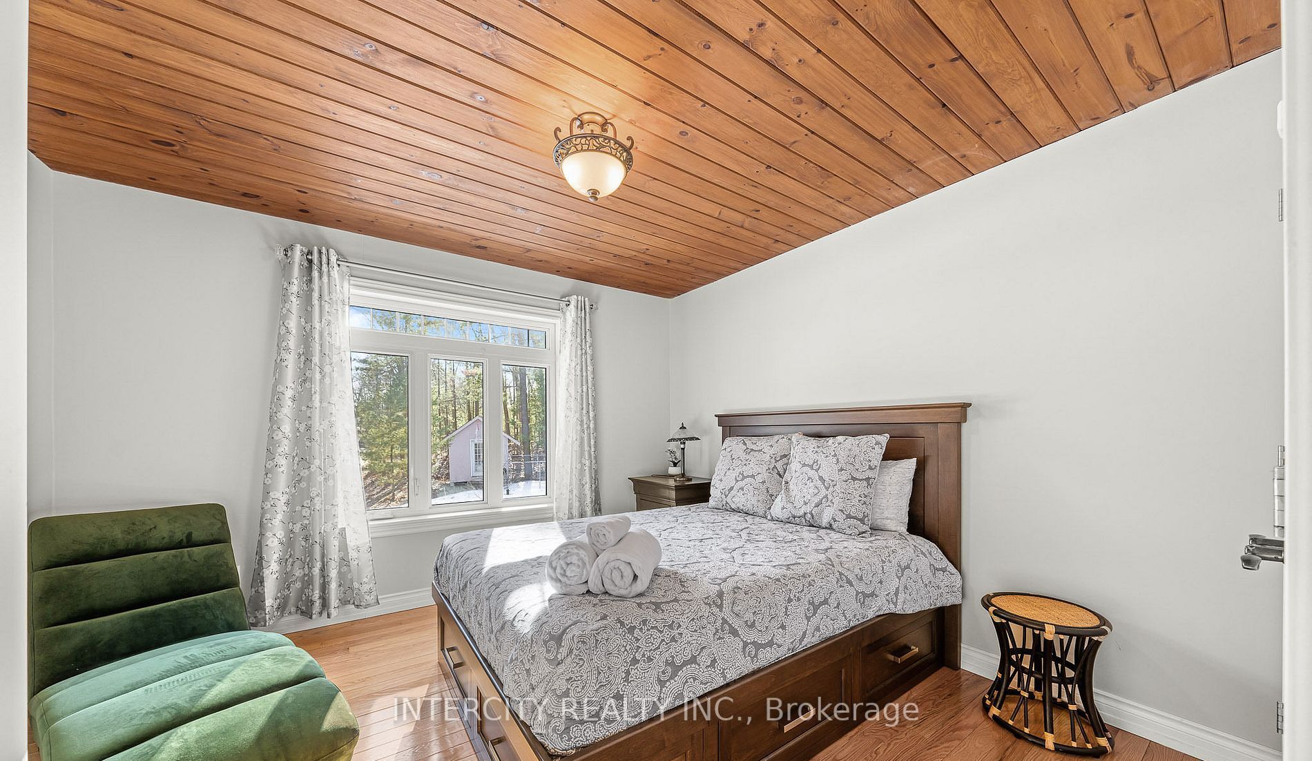 229 Sunnidale Road