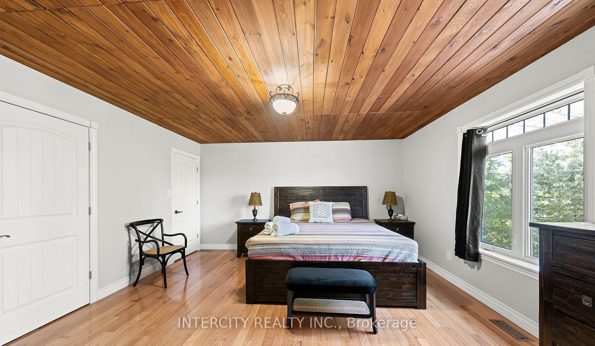 229 Sunnidale Road