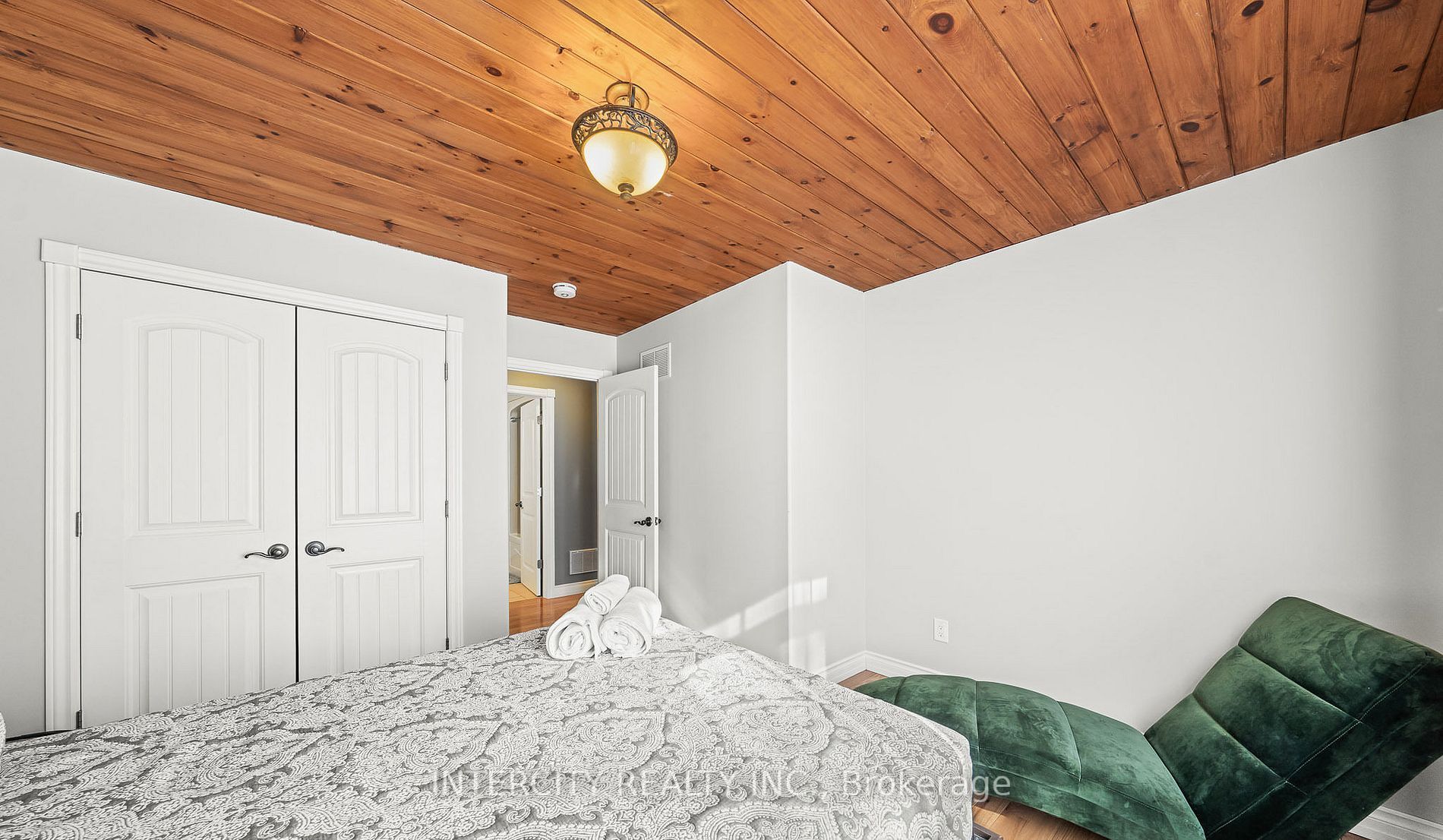 229 Sunnidale Road