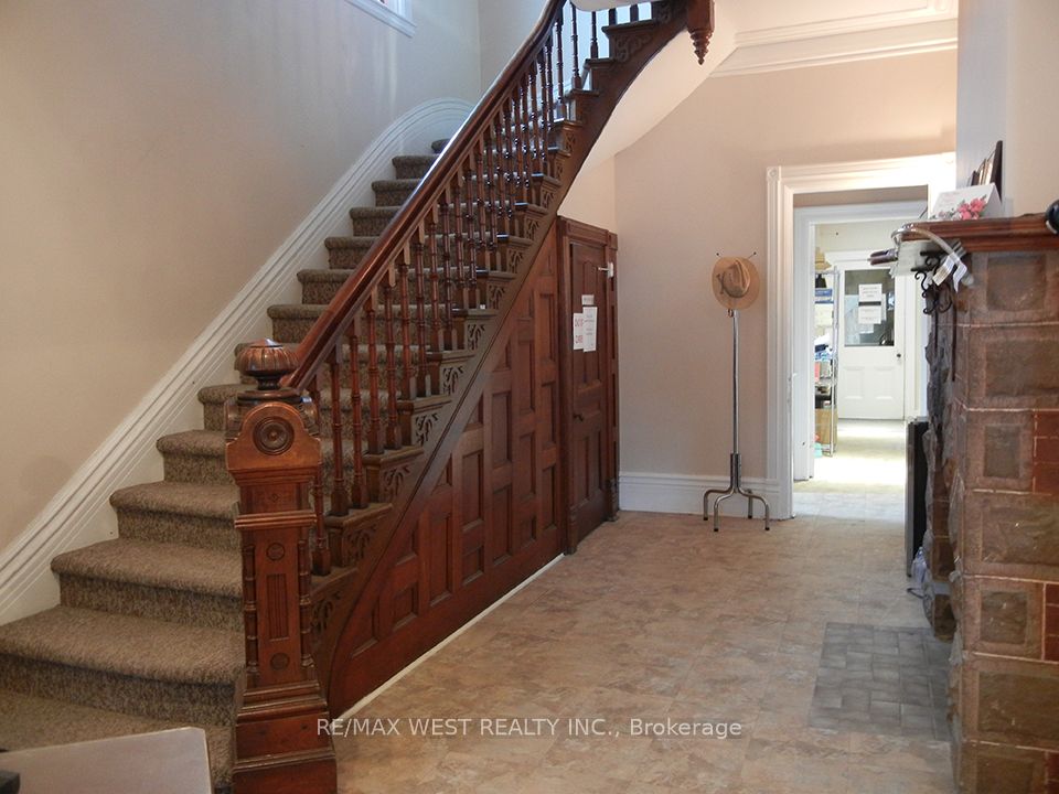 169 Bayfield Street