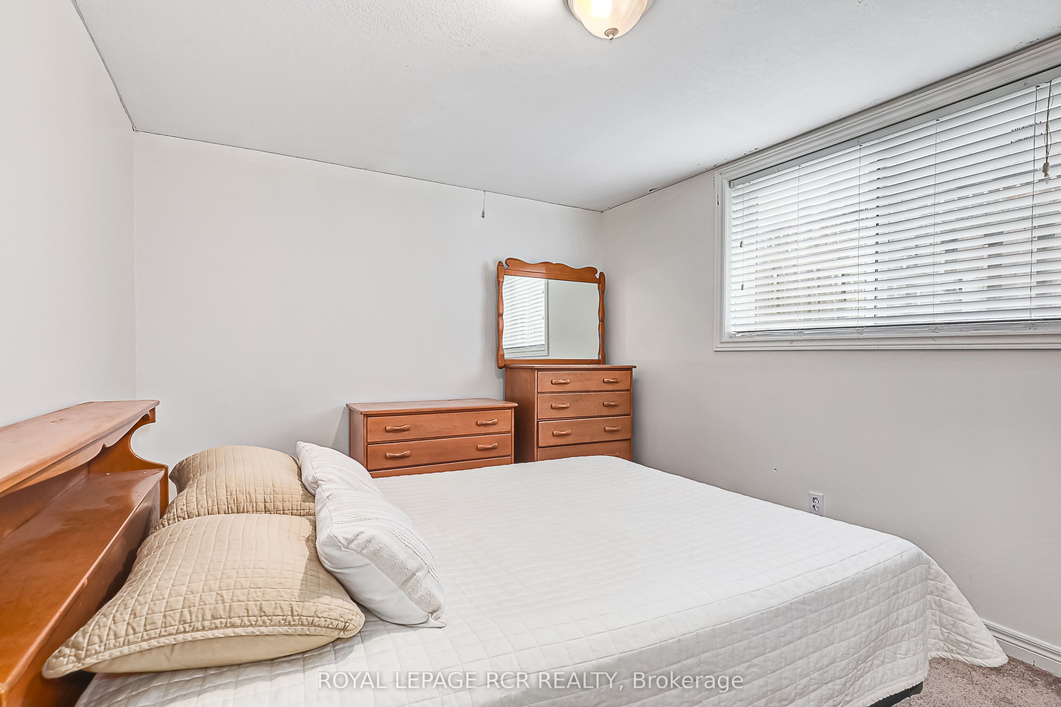 23 Marina Crescent