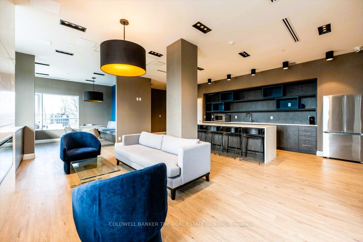 58 Lakeside Terrace, #317