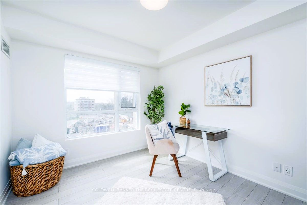 58 Lakeside Terrace, #317
