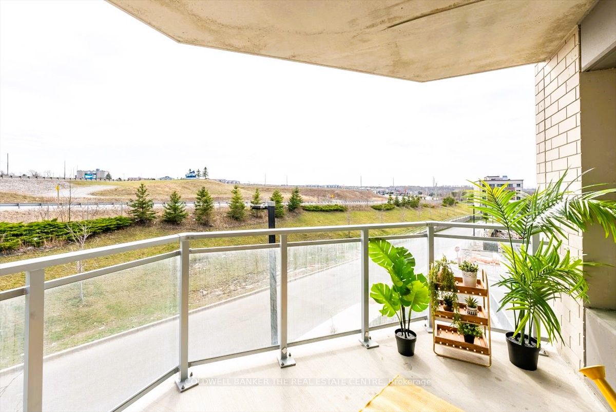 58 Lakeside Terrace, #317