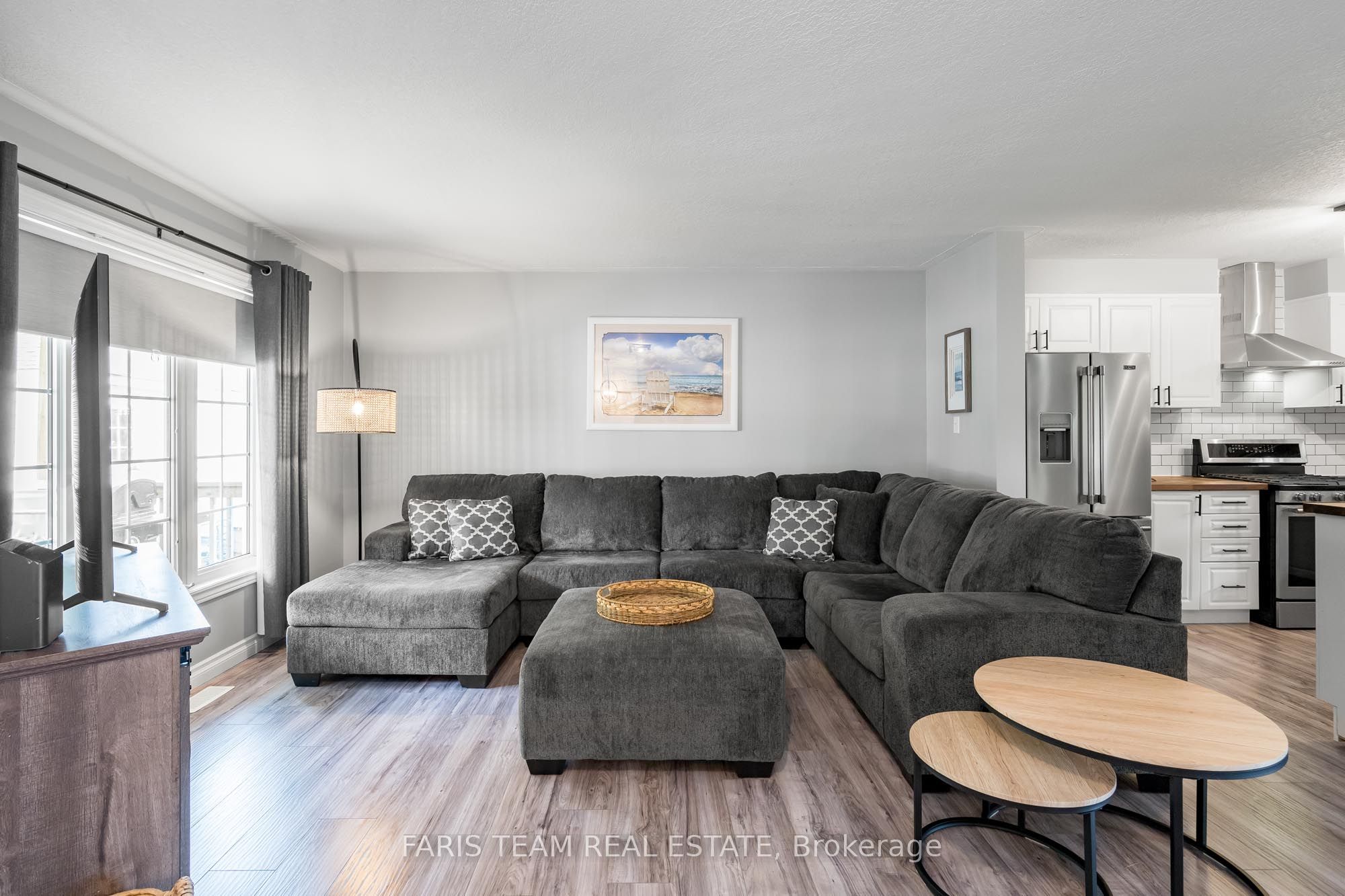 10 Clarence Avenue