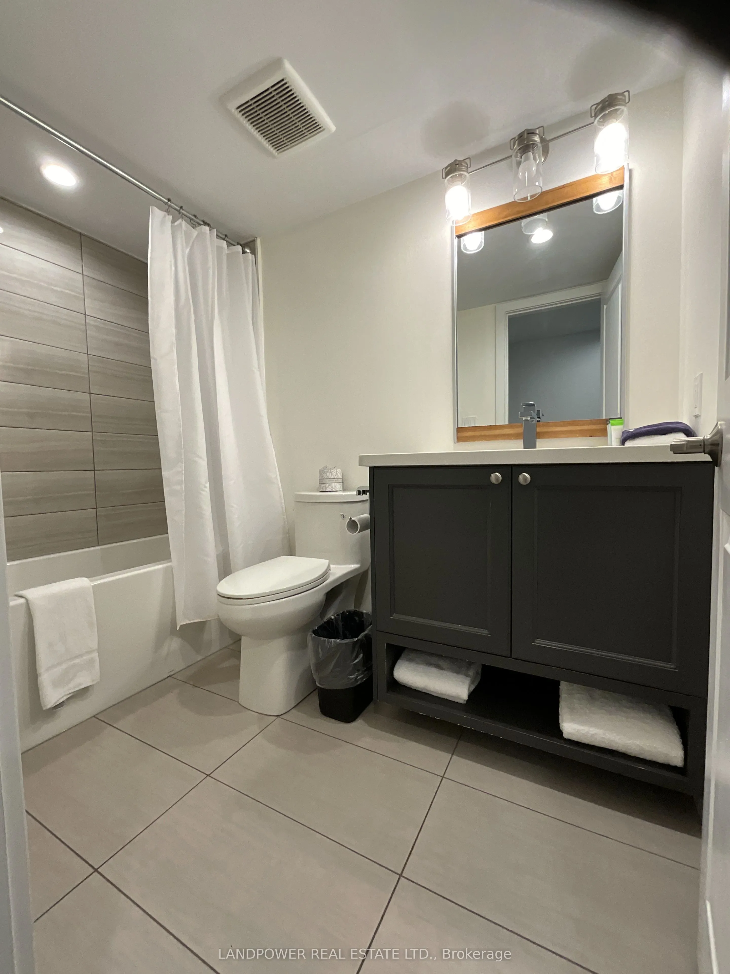 80 Horseshoe Boulevard #403