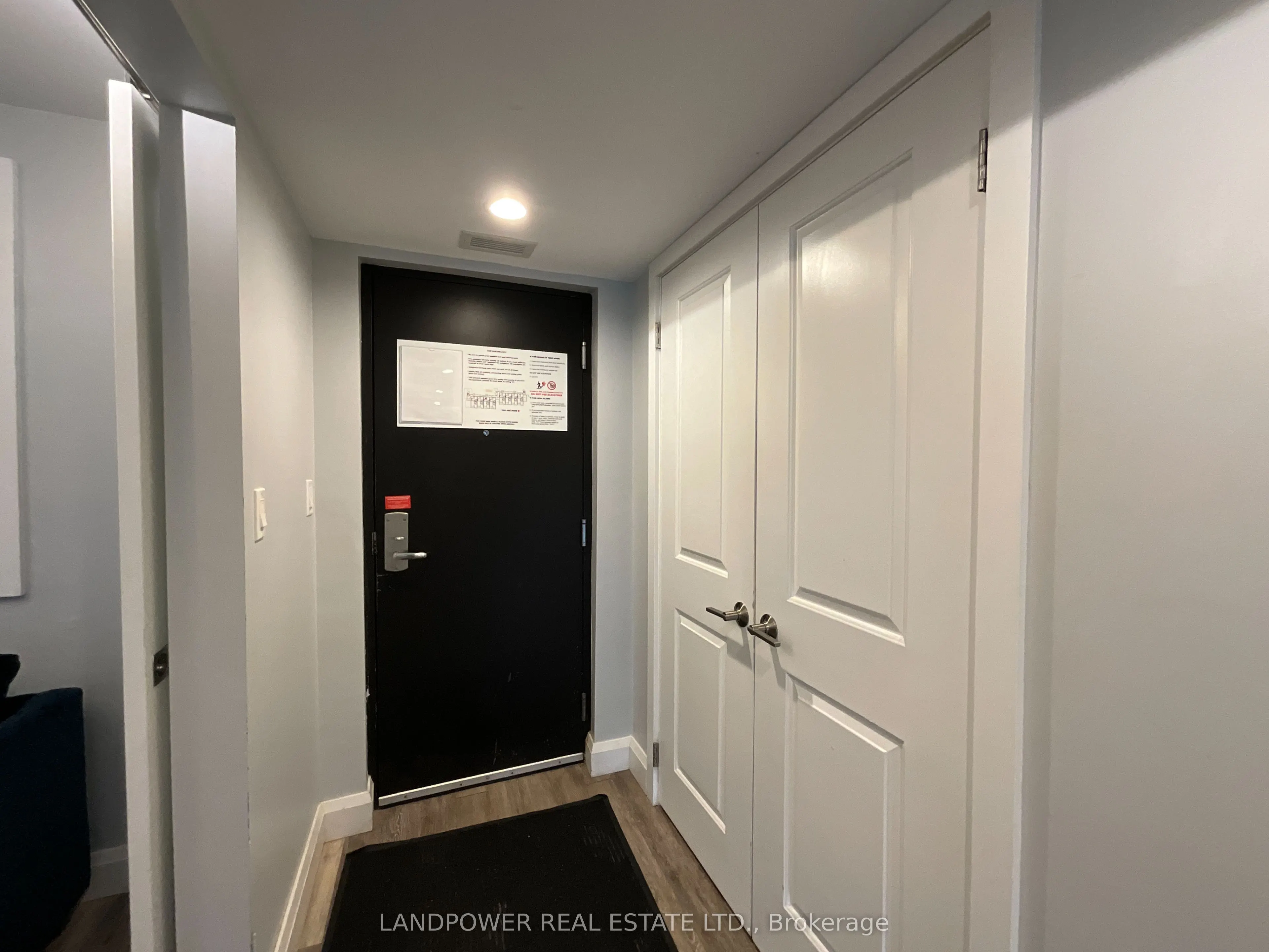 80 Horseshoe Boulevard #403