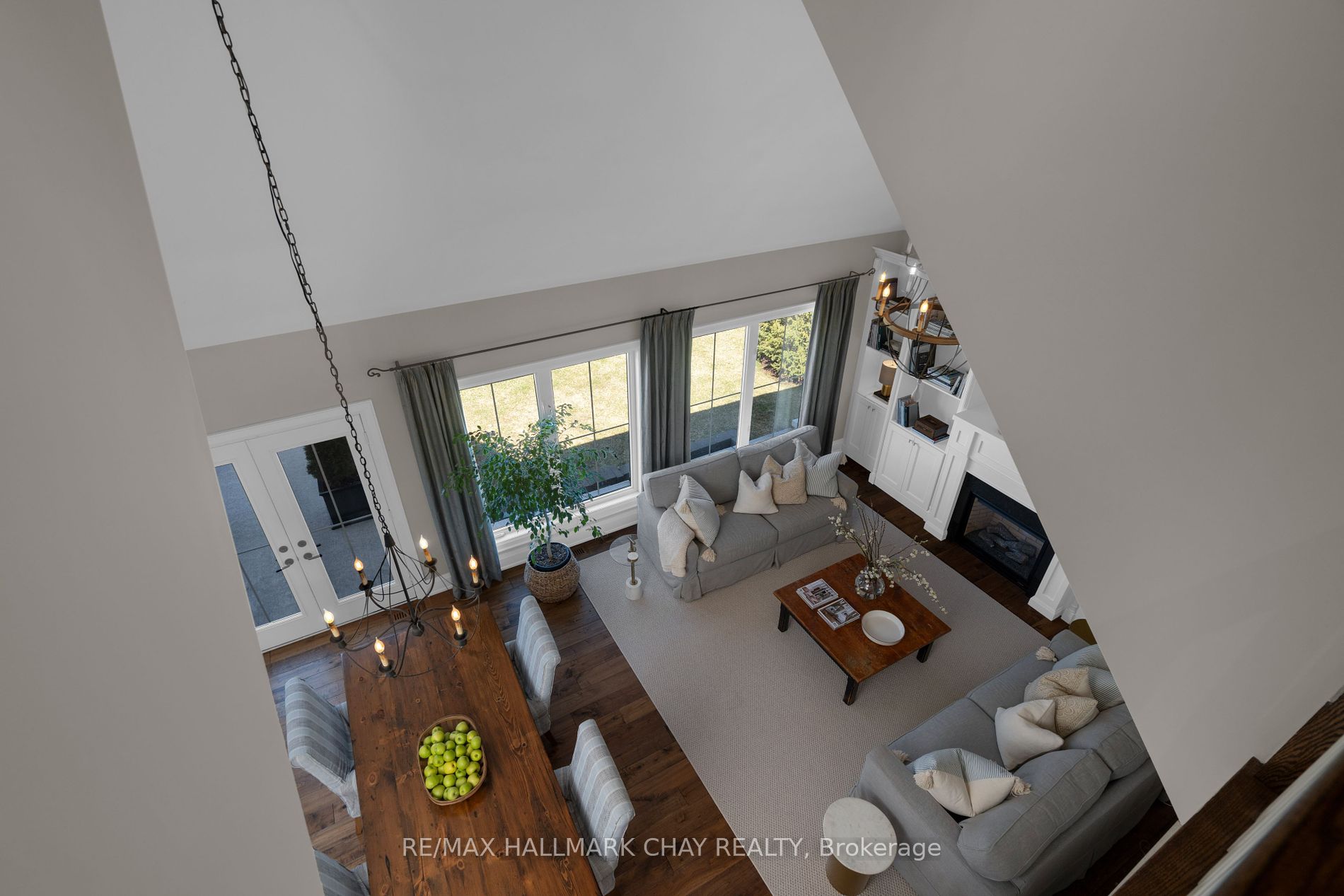 6 Georgian Grande Drive